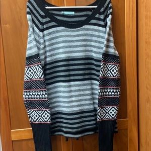Maurices sweater